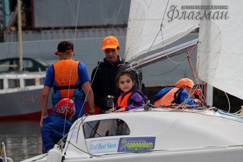 Фоторепортаж с парусной практики флотилии Флагман, прошедшей в июне 2017 года.